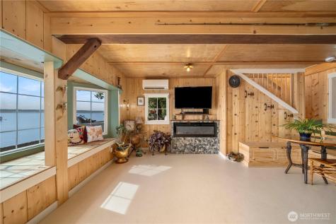 230 S 219th Street Normandy Park WA 98198