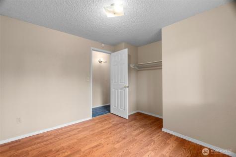 1122 39th Court SE Tumwater WA 98501