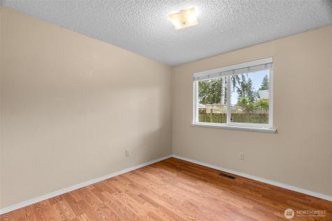1122 39th Court SE Tumwater WA 98501