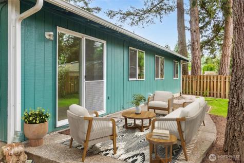 1122 39th Court SE Tumwater WA 98501