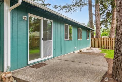 1122 39th Court SE Tumwater WA 98501