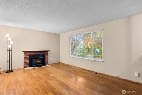 1122 39th Court SE Tumwater WA 98501