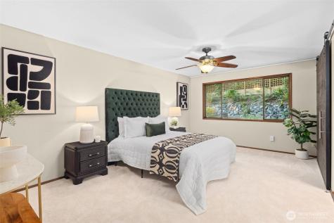 6472 NE 135th Place Kirkland WA 98034