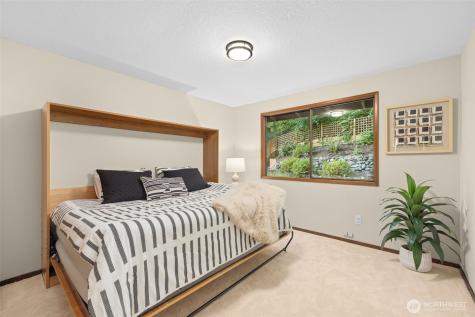 6472 NE 135th Place Kirkland WA 98034