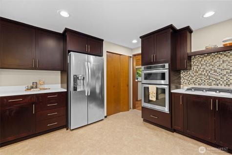 6472 NE 135th Place Kirkland WA 98034