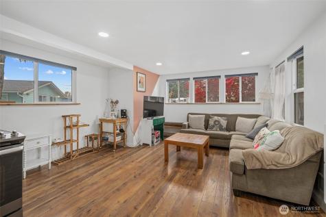 1645 S 272nd Street Federal Way WA 98003