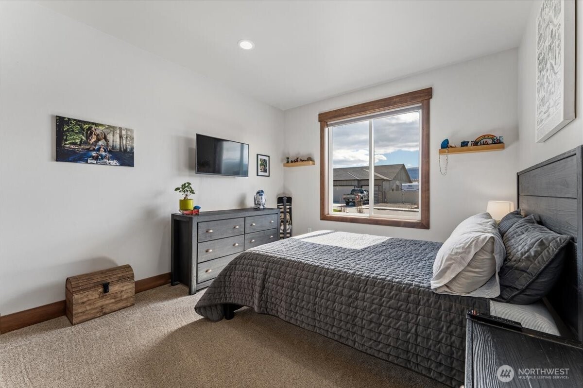 2637 Patriot Way SE East Wenatchee WA 98802