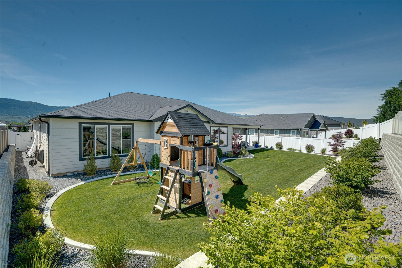 2637 Patriot Way SE East Wenatchee WA 98802