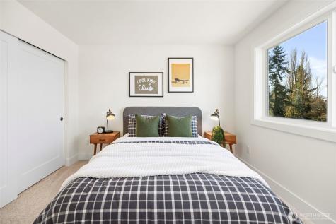 5908 212th Place SW Mountlake Terrace WA 98043