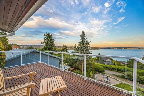 8246 E Mercer Way Mercer Island WA 98040