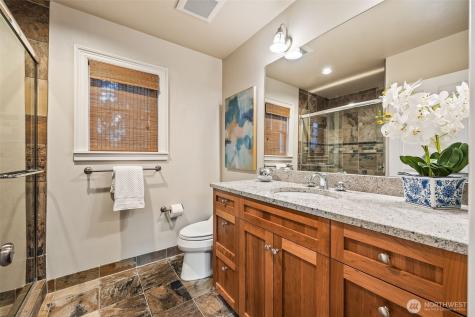 8246 E Mercer Way Mercer Island WA 98040
