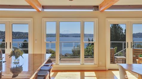 8246 E Mercer Way Mercer Island WA 98040