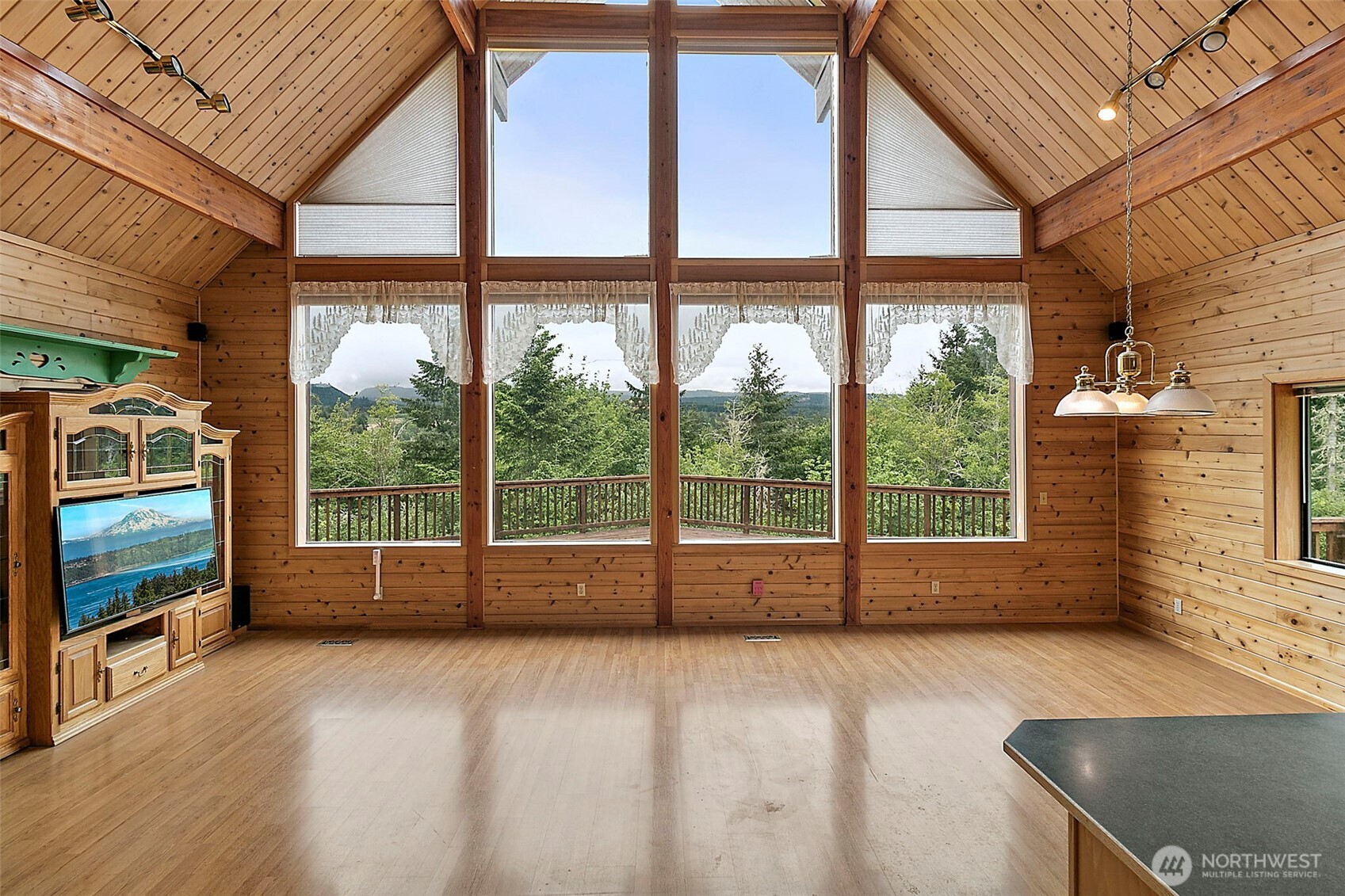 16732 249th Street E Orting WA 98360