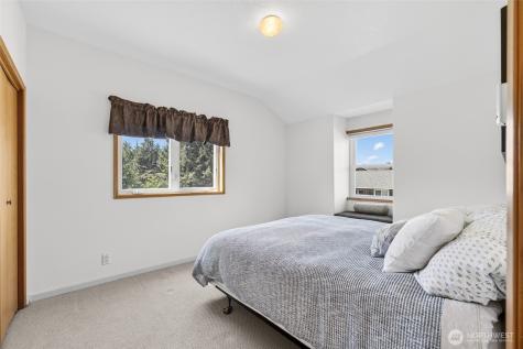 1104 120th Place Long Beach WA 98631