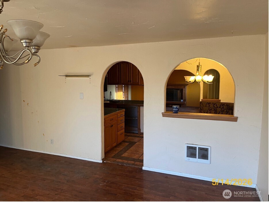6703 S 120th Street Seattle WA 98178