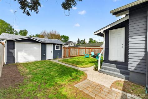 3018 S Proctor Street Tacoma WA 98409
