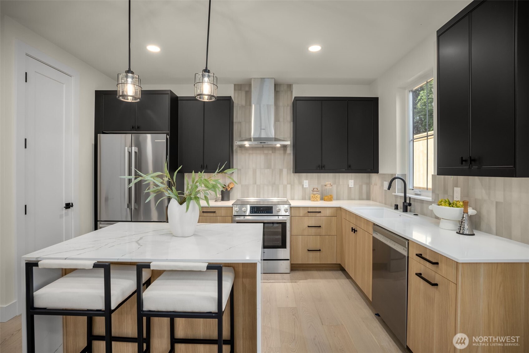 13806 84th Lane NE Kirkland WA 98034