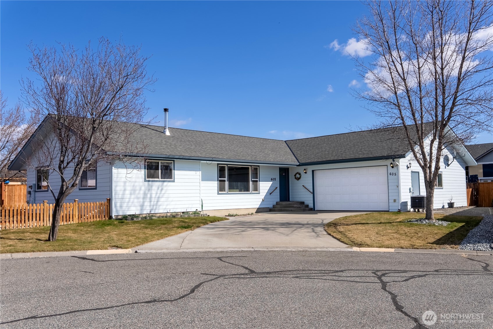 605 Pinyon Place Omak WA 98841