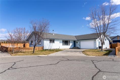 605 Pinyon Place Omak WA 98841