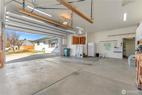 605 Pinyon Place Omak WA 98841