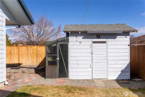 605 Pinyon Place Omak WA 98841