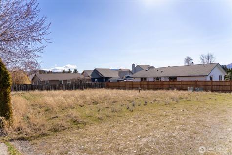 605 Pinyon Place Omak WA 98841