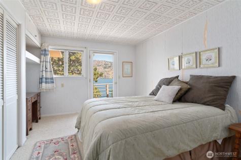 15082 South Lakeshore Road Chelan WA 98816