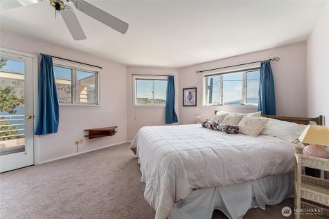 15082 South Lakeshore Road Chelan WA 98816