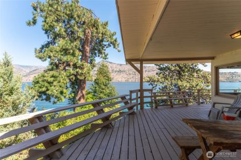 15082 South Lakeshore Road Chelan WA 98816