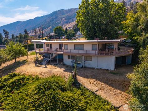 15082 South Lakeshore Road Chelan WA 98816