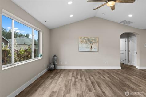 20022 98th Avenue E Graham WA 98338