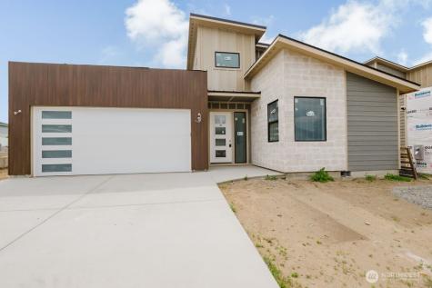 170 Chadwick Street NW East Wenatchee WA 98802