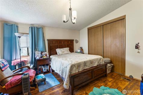 19307 100th Avenue E Graham WA 98338