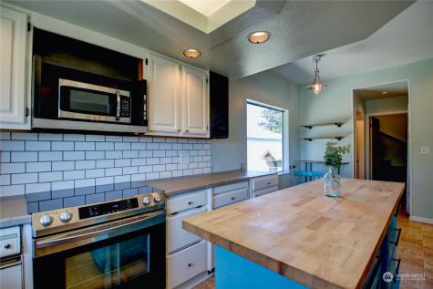 16973 Beaver Marsh Road Mount Vernon WA 98273