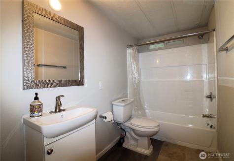 23905 101st Avenue E Graham WA 98338