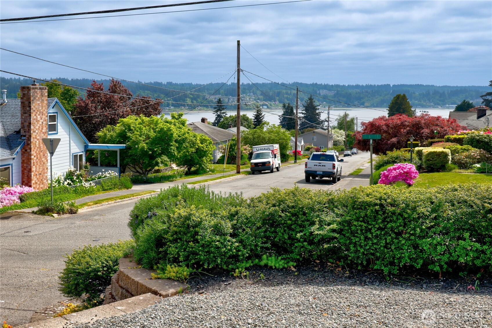 2702 E 16th Street Bremerton WA 98310