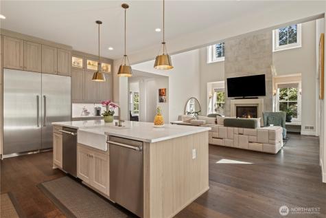 811 245th Place NE Sammamish WA 98074