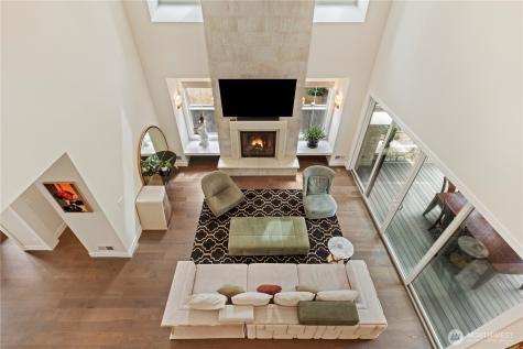 811 245th Place NE Sammamish WA 98074