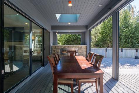 811 245th Place NE Sammamish WA 98074