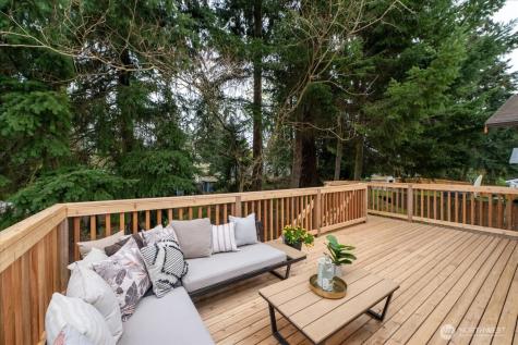 18015 56th Avenue W Lynnwood WA 98037