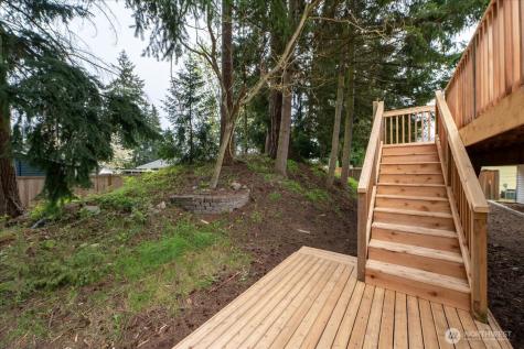 18015 56th Avenue W Lynnwood WA 98037