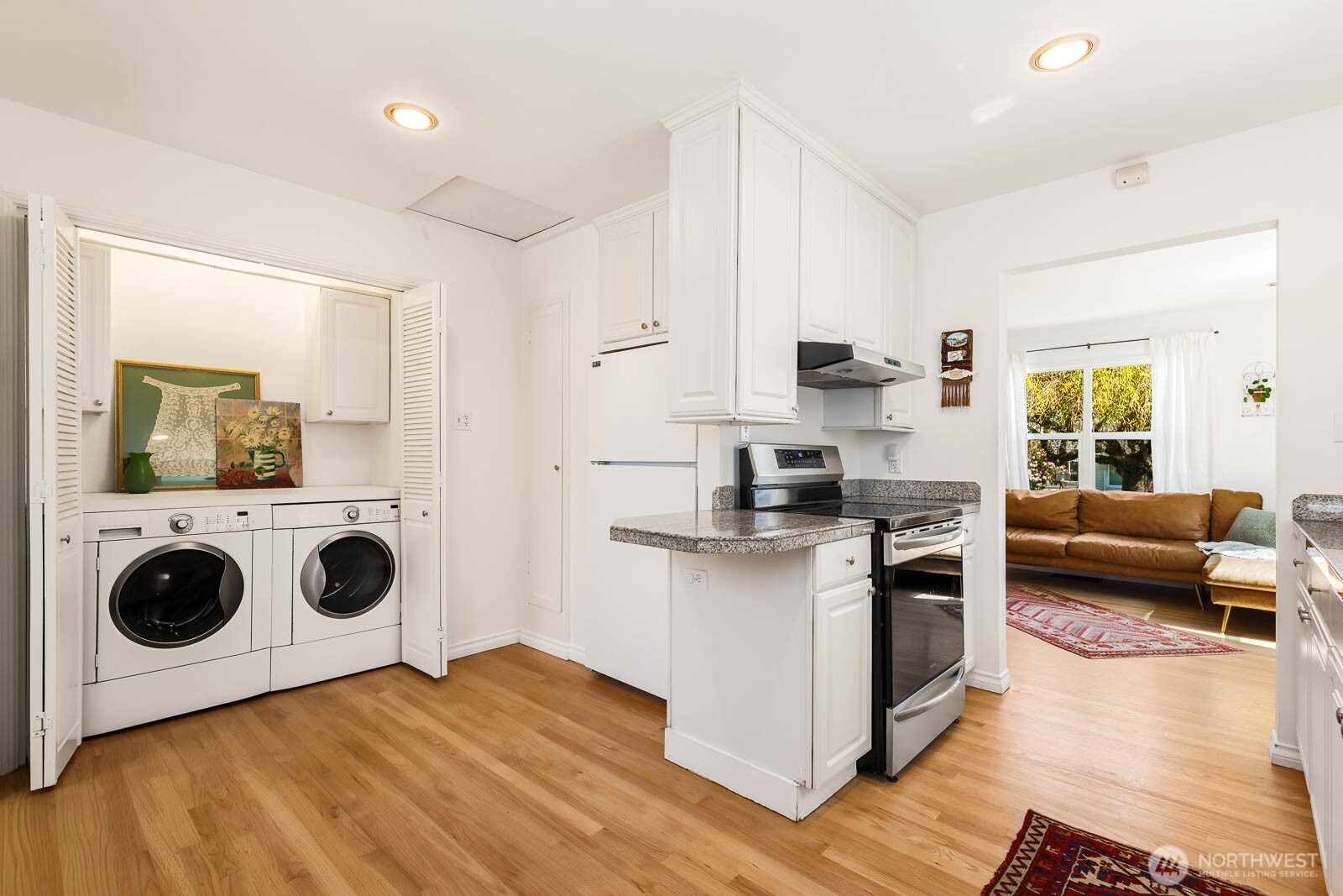 8633 36th Ave SW Seattle WA 98126