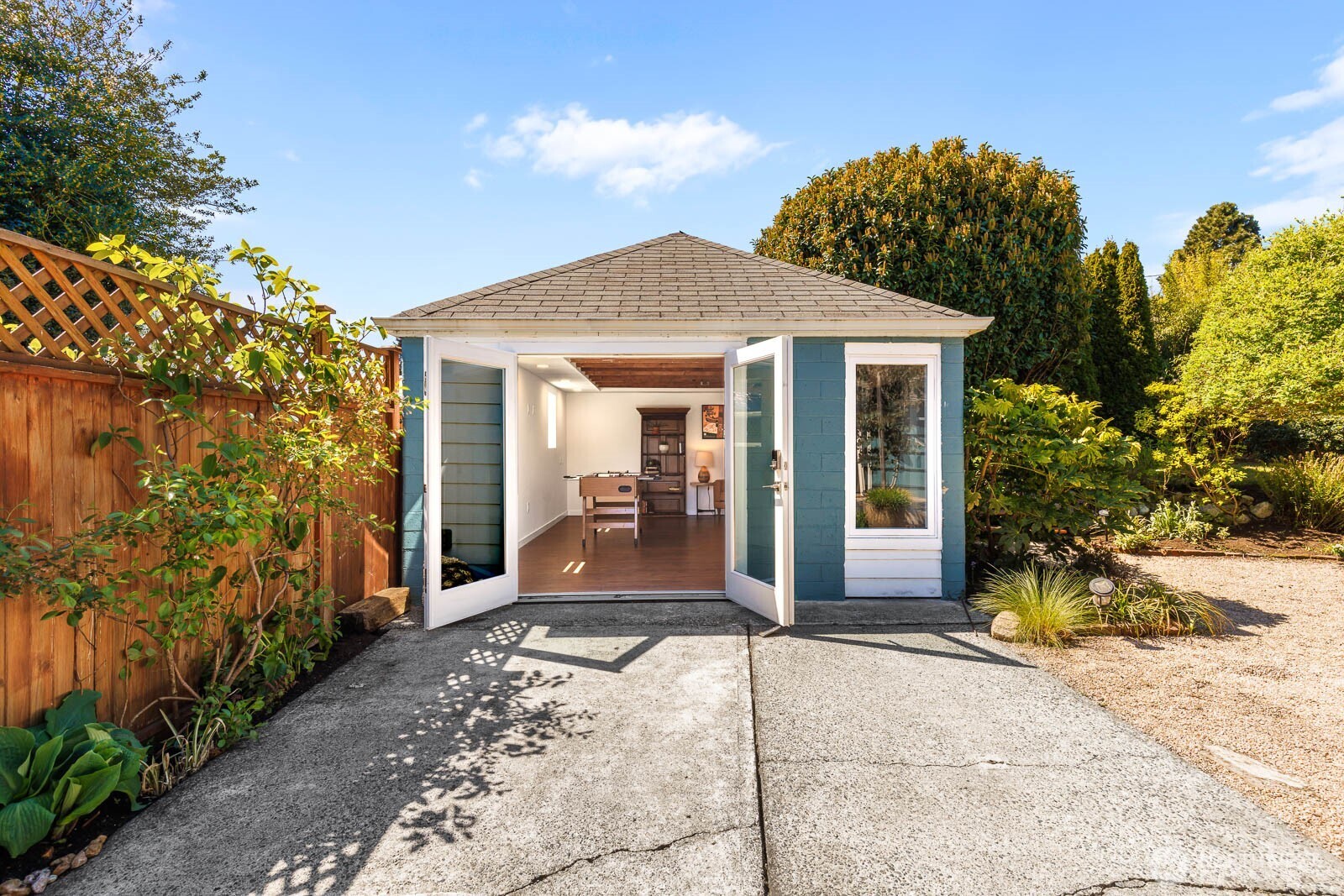 8633 36th Ave SW Seattle WA 98126
