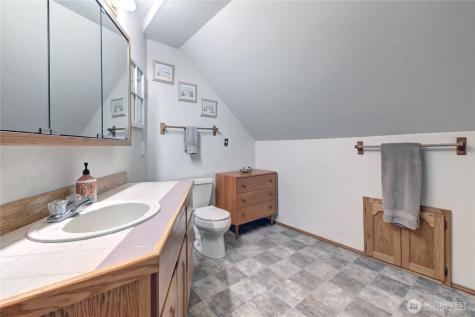 4914 Dover Street Everett WA 98203