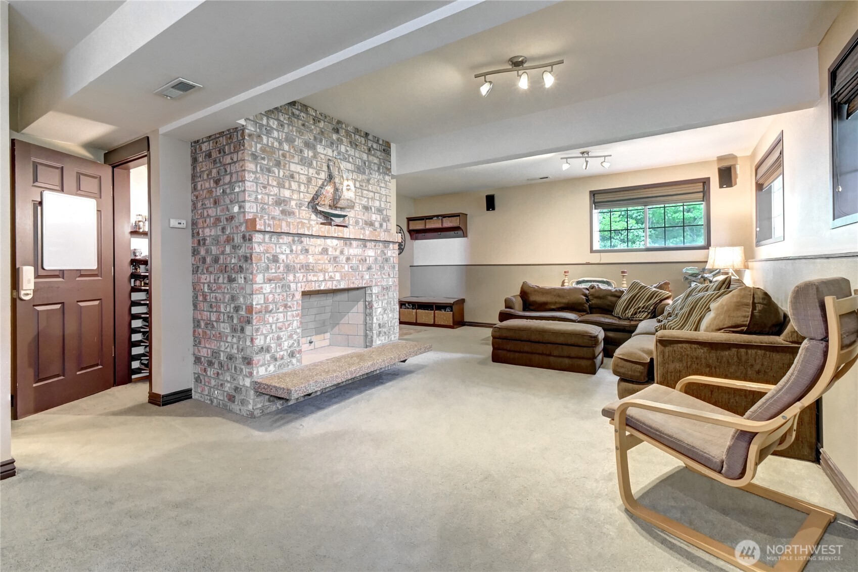 4914 Dover Street Everett WA 98203