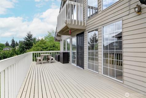4914 Dover Street Everett WA 98203