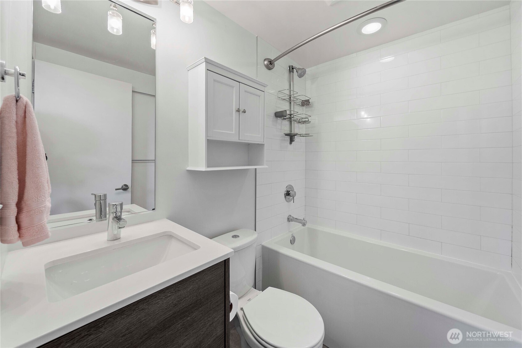 2833 3rd Avenue W Seattle WA 98119