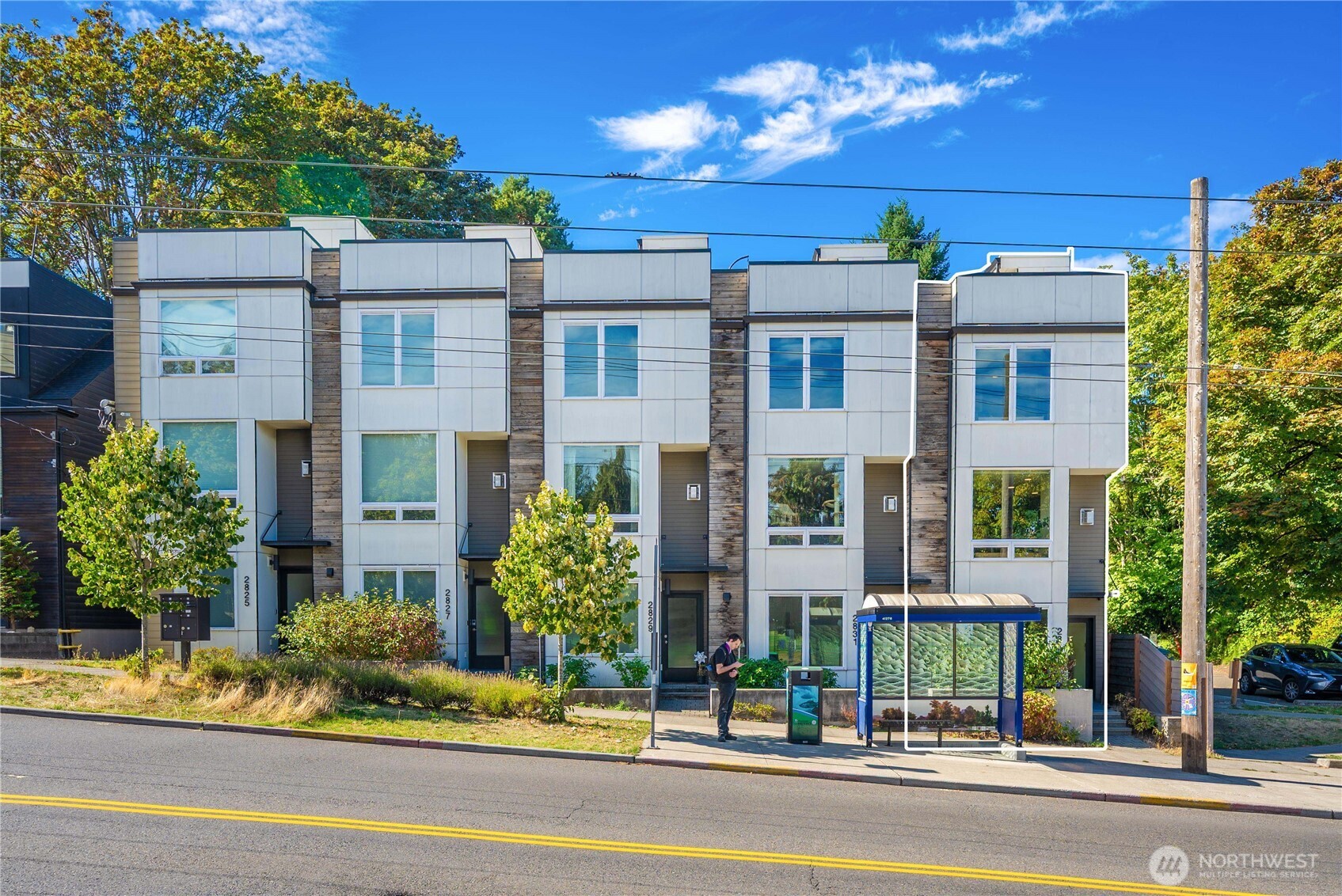 2833 3rd Avenue W Seattle WA 98119