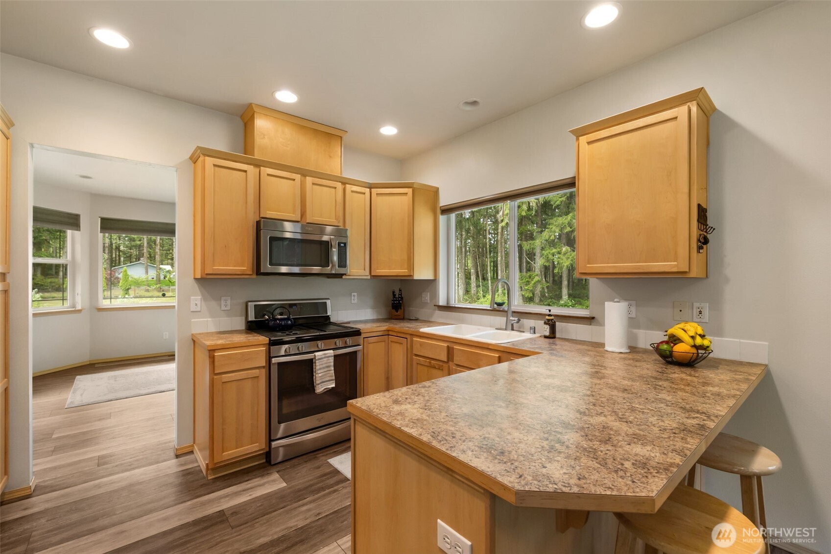 5056 SW Lake Helena Road Port Orchard WA 98367