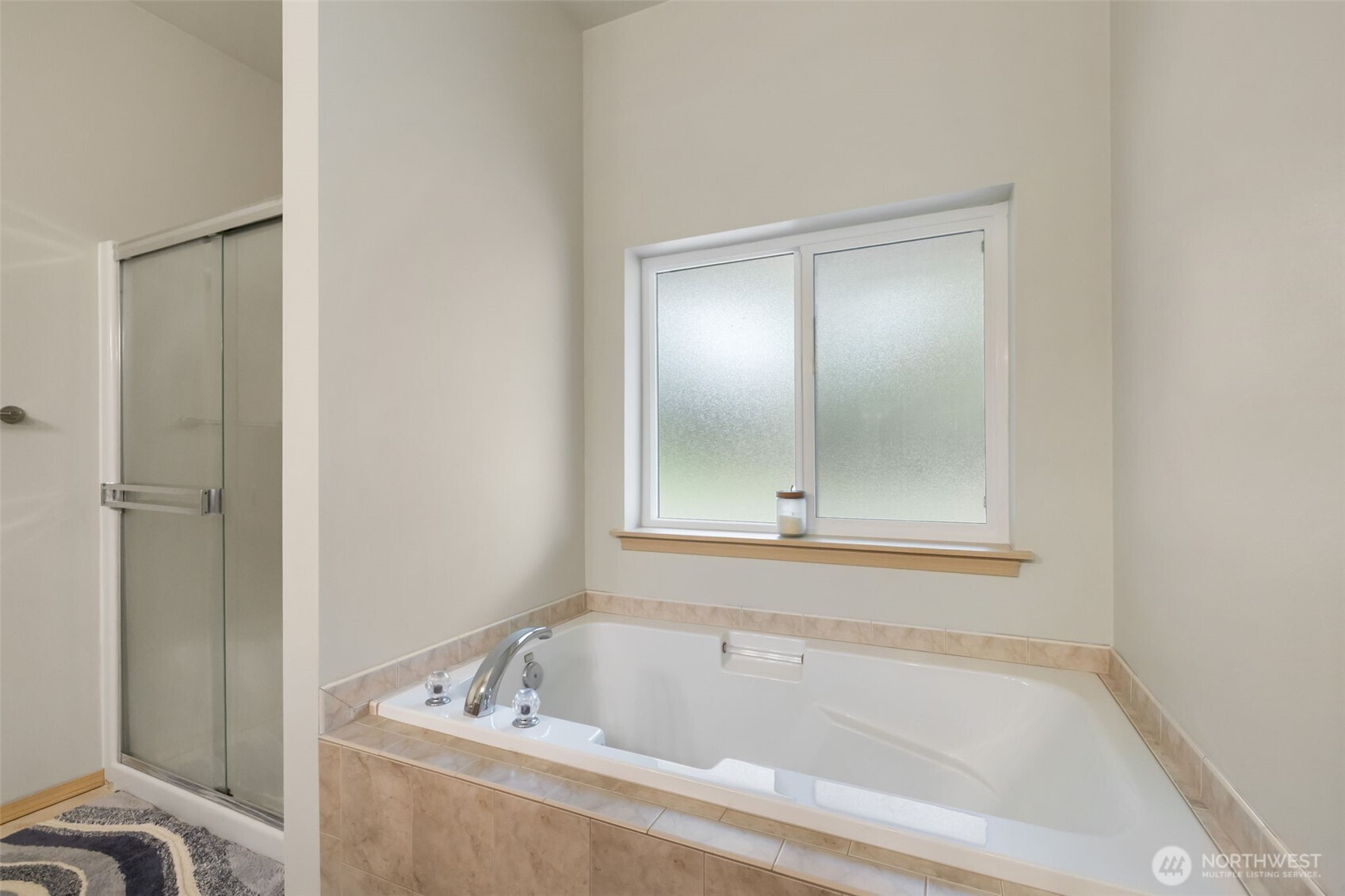 5056 SW Lake Helena Road Port Orchard WA 98367
